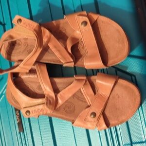 Taos sandals